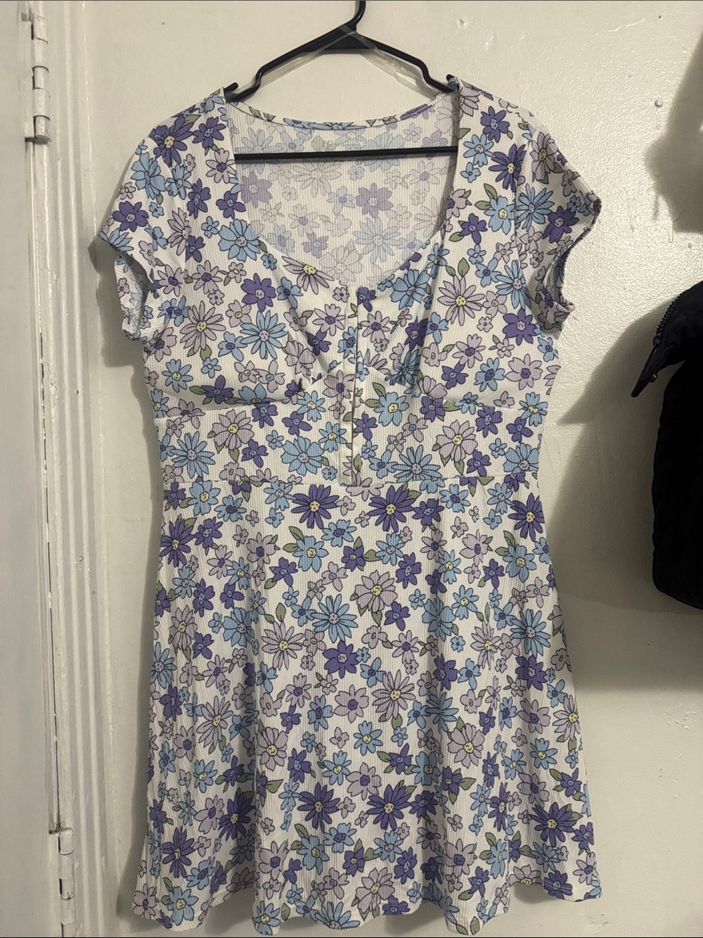 No Boundaries White Floral Scoop-Neck Tunic with Purple & Blue Flowers